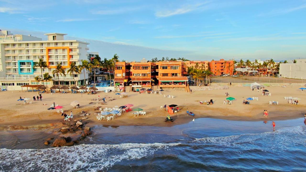 Playa Suites Mazatlán Esterno foto