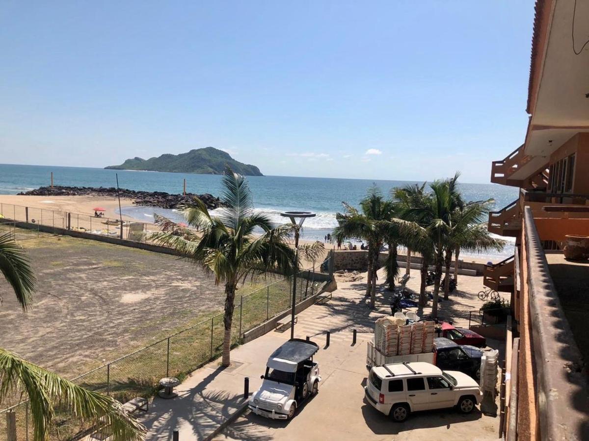 Playa Suites Mazatlán Esterno foto